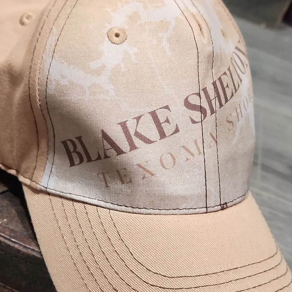 Blake Shelto euc tan